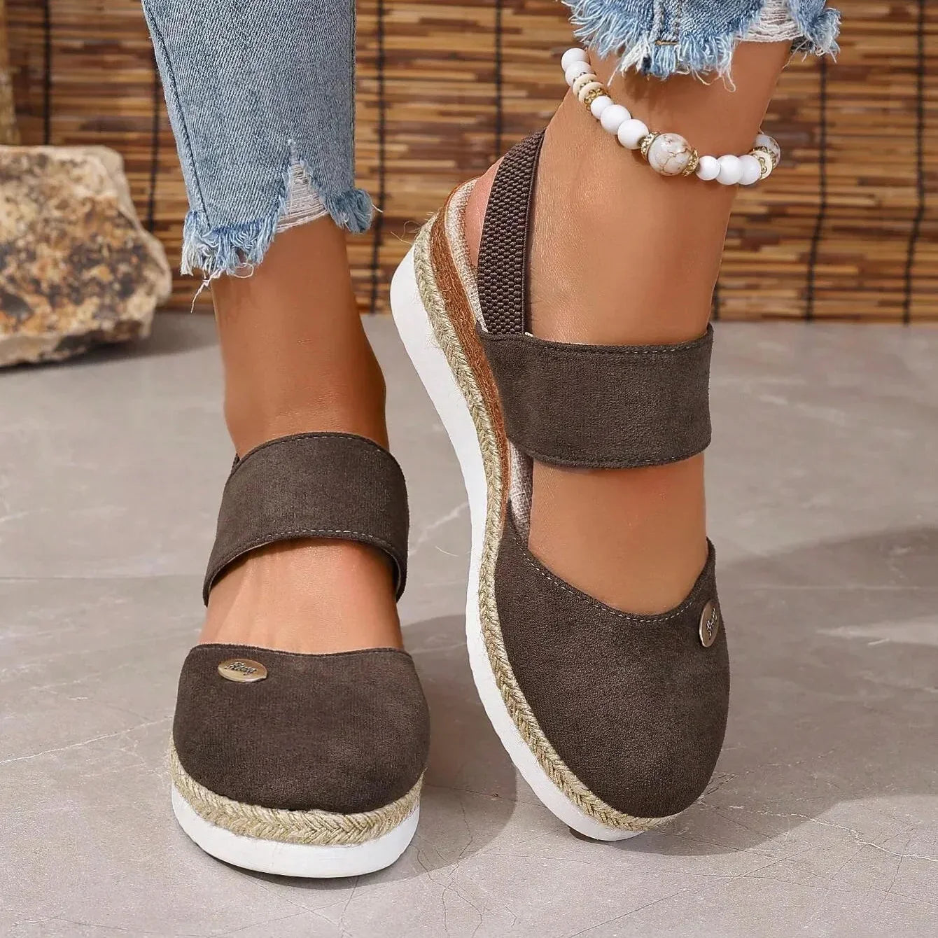 Nordiq™ | Antonia - Ortopediska Sandaler med Platå, Ventilerande och Avslappnade