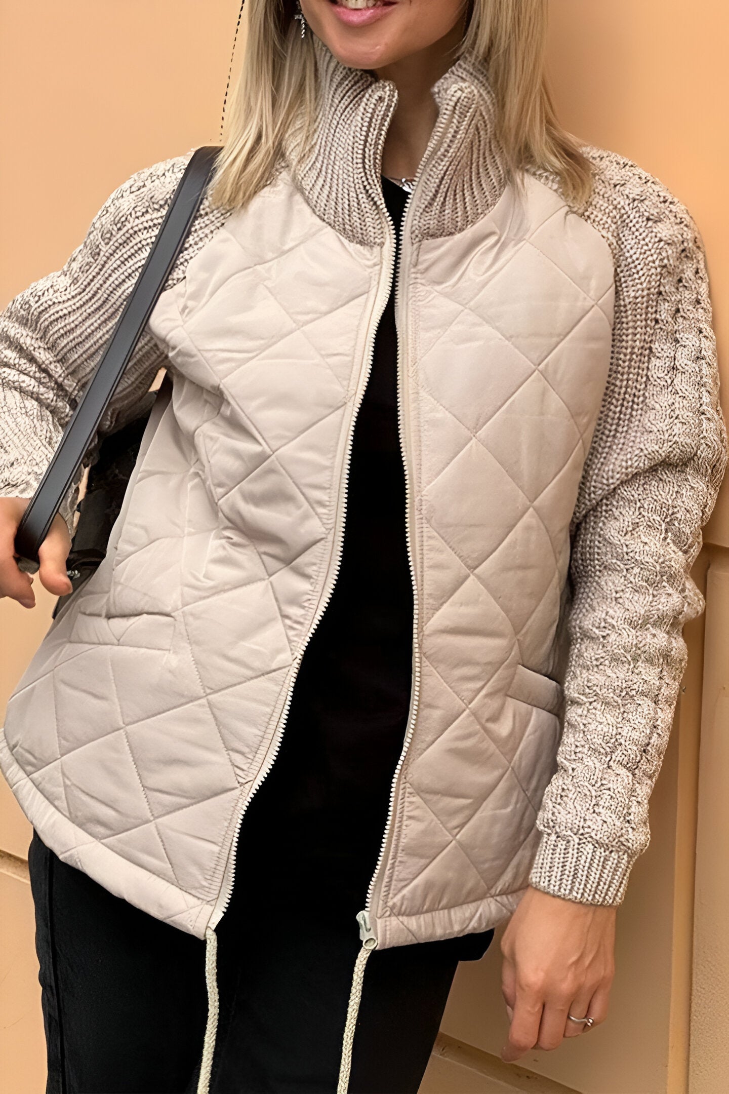 Nordiq™ | Therese – Ziptröja i Patchworkstickning
