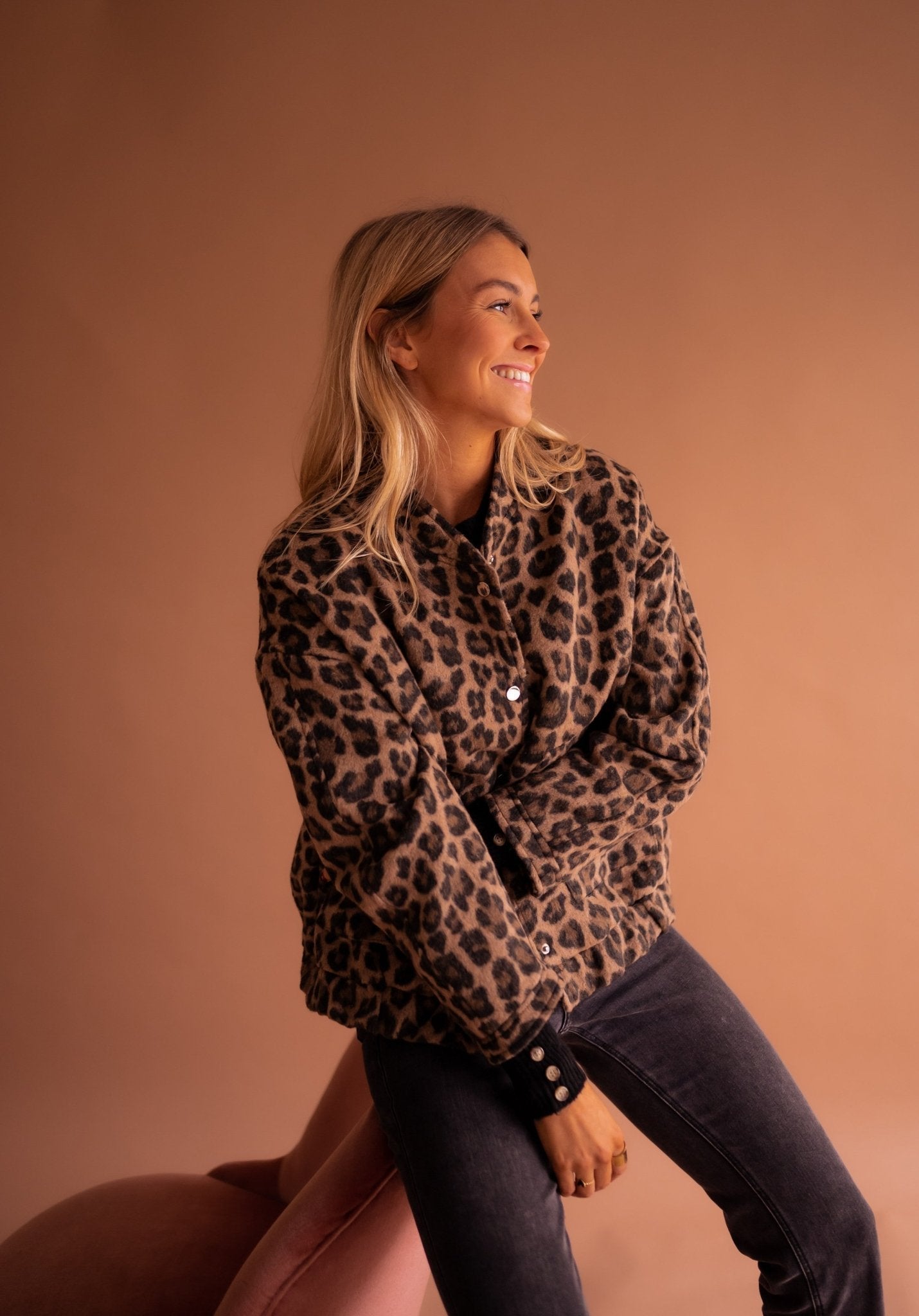 Nordiq™ | Charlene – Trendig Jacka med Stilren Look