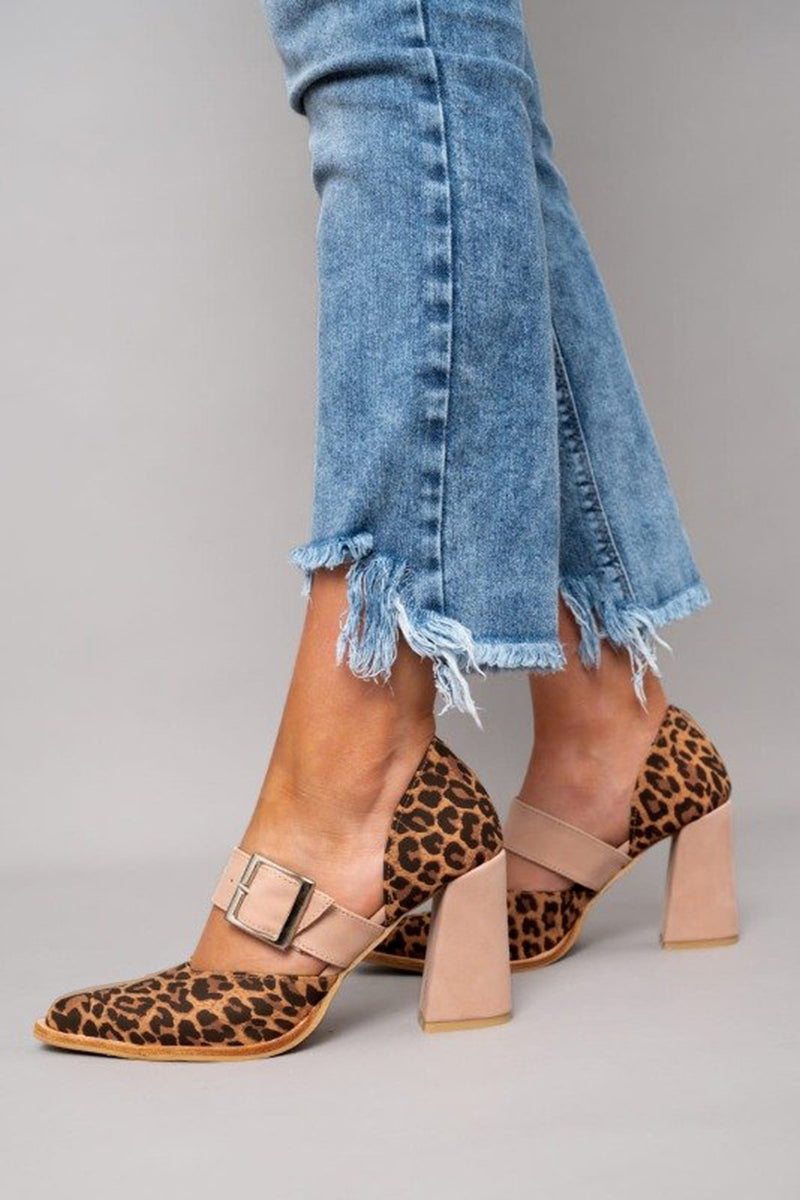 Avano™ | Sandaler i leopardmönstrad mocka med stabil klack