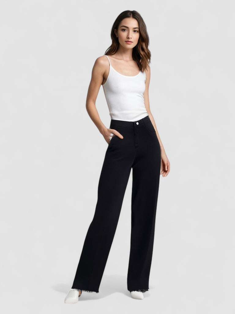 Nordiq™ | Eleganta Svart Jeans med Rå Finish