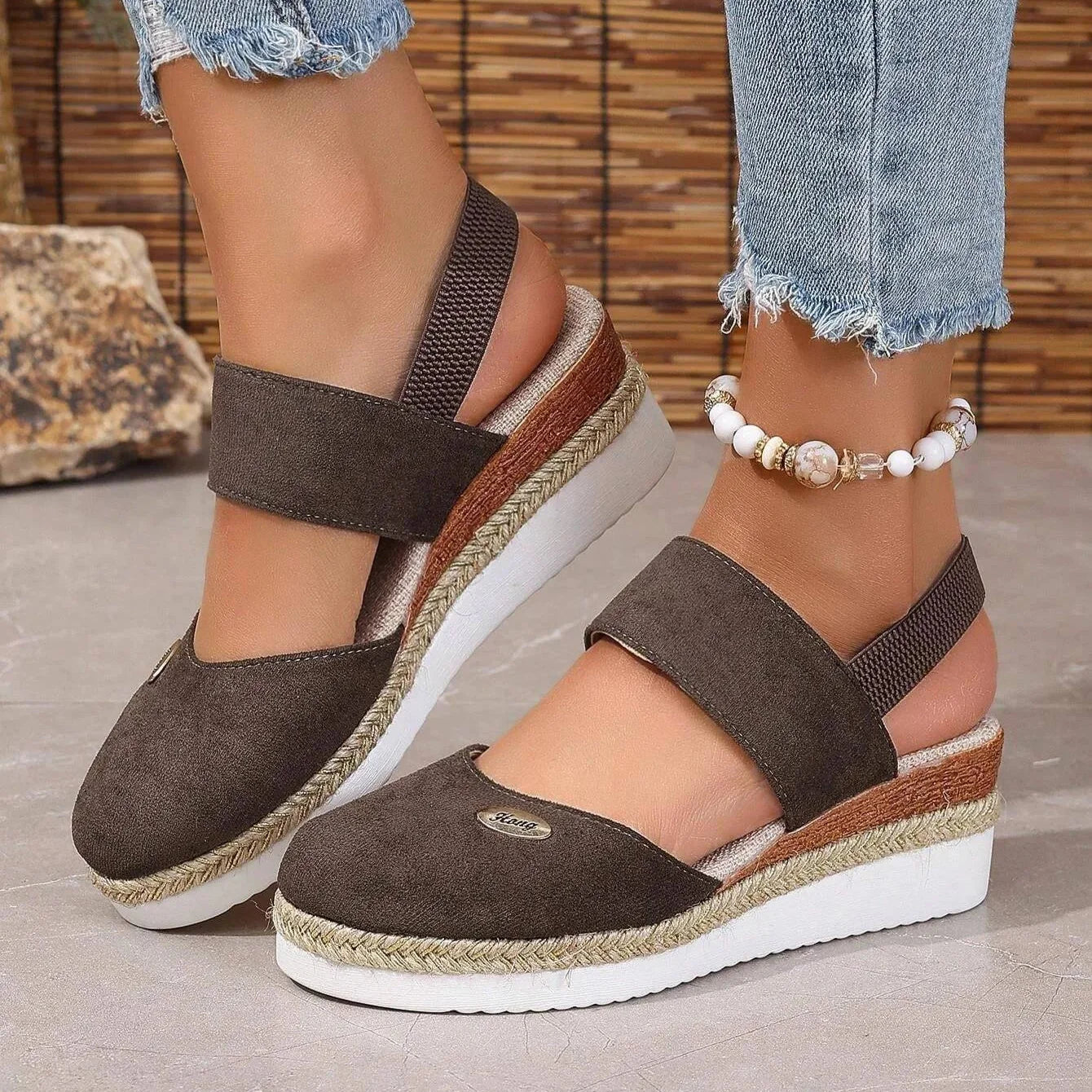 Nordiq™ | Antonia - Ortopediska Sandaler med Platå, Ventilerande och Avslappnade