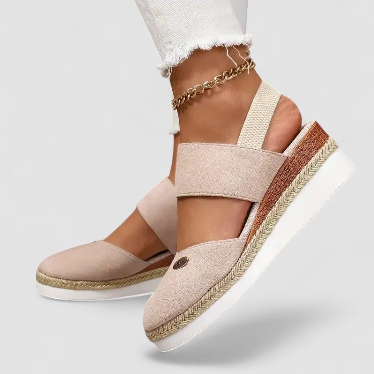 Nordiq™ | Antonia - Ortopediska Sandaler med Platå, Ventilerande och Avslappnade